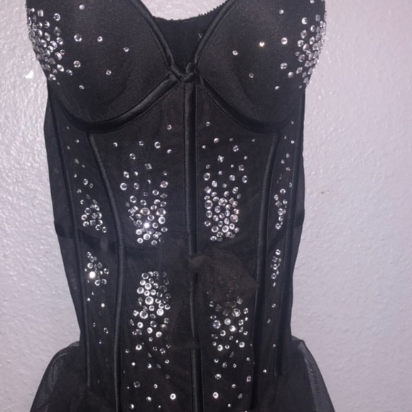 BRAND NEW, Victoria’s Secret Lingerie Size 34C - Picture 1 of 2